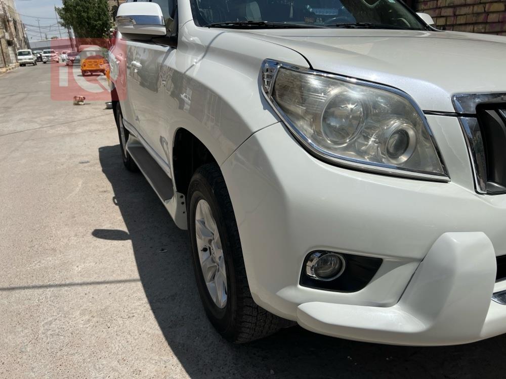 تۆیۆتا لاندكروزر پرادۆ